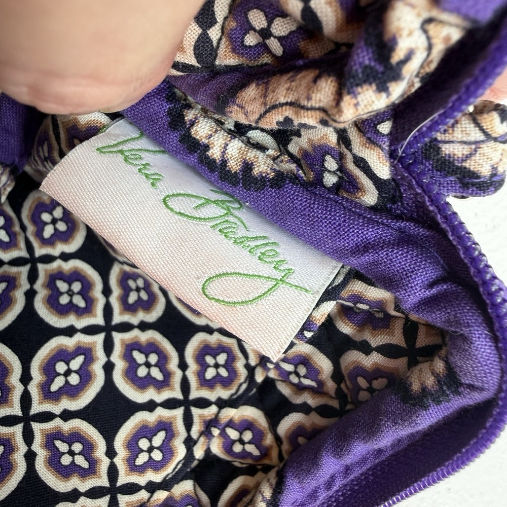 Vera Bradley Simply Violet Wristlet Wallet Purple Floral Paisley Zip ID Card - Picture 10 of 14